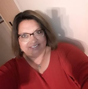 Meet your Posher, Rhonda